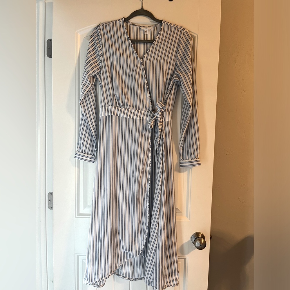 BLUE AND WHITE STRIPED SUMMER LONG SLEEVE TRUE WRAP DRESS MEDIUM